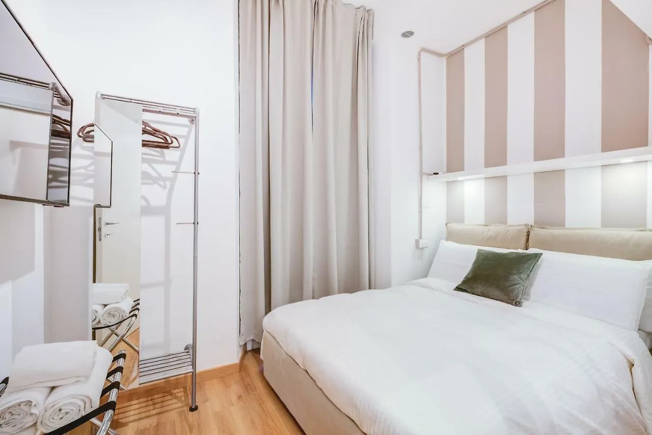 Spanish Steps Luxury Apartment Rome 0*,