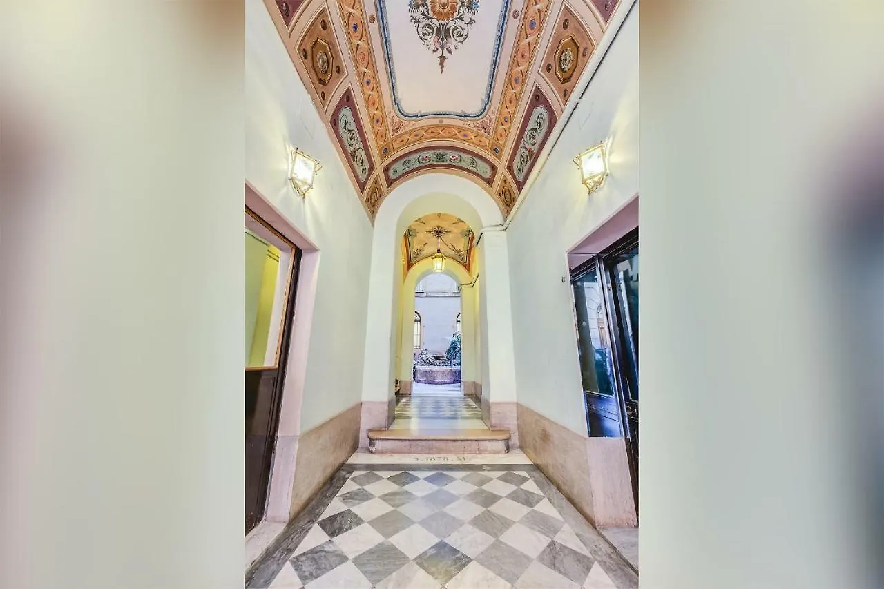 Spanish Steps Luxury Apartment Rome Italy