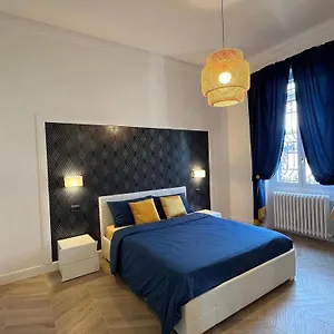 isola-suites.italymilanhotels.net/