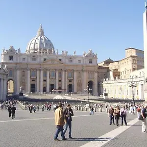  Apartment Vatican Low Cost