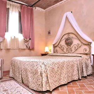 https://agriturismo-renaccino.it-tuscanyhotel.com