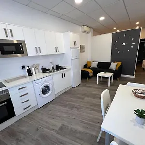 apartamento-las-vistas-san-sebastian-de-la-gomera.in-canary-islands.com/