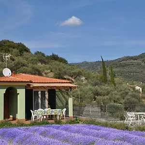 https://azienda-agrituristica-alessandro-giordano.hotelitalianriviera.com